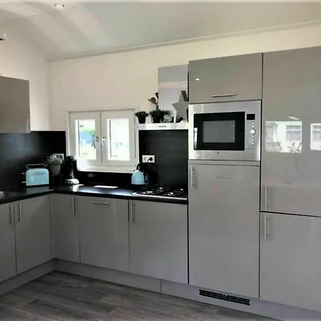 Type C Comfort 4 Persoons Lathum